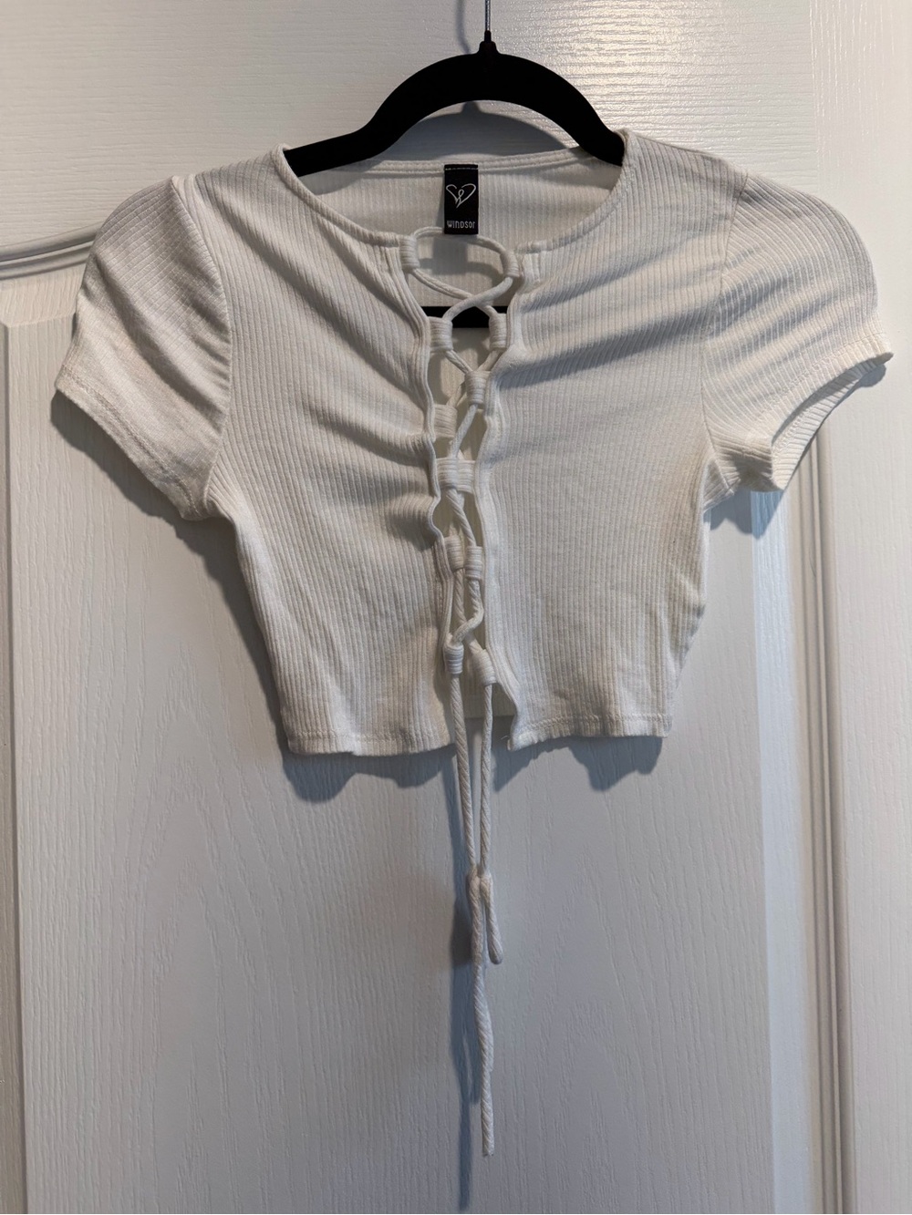 Women's Windsor White Crop Top With Lace Up Front Detail Size Small